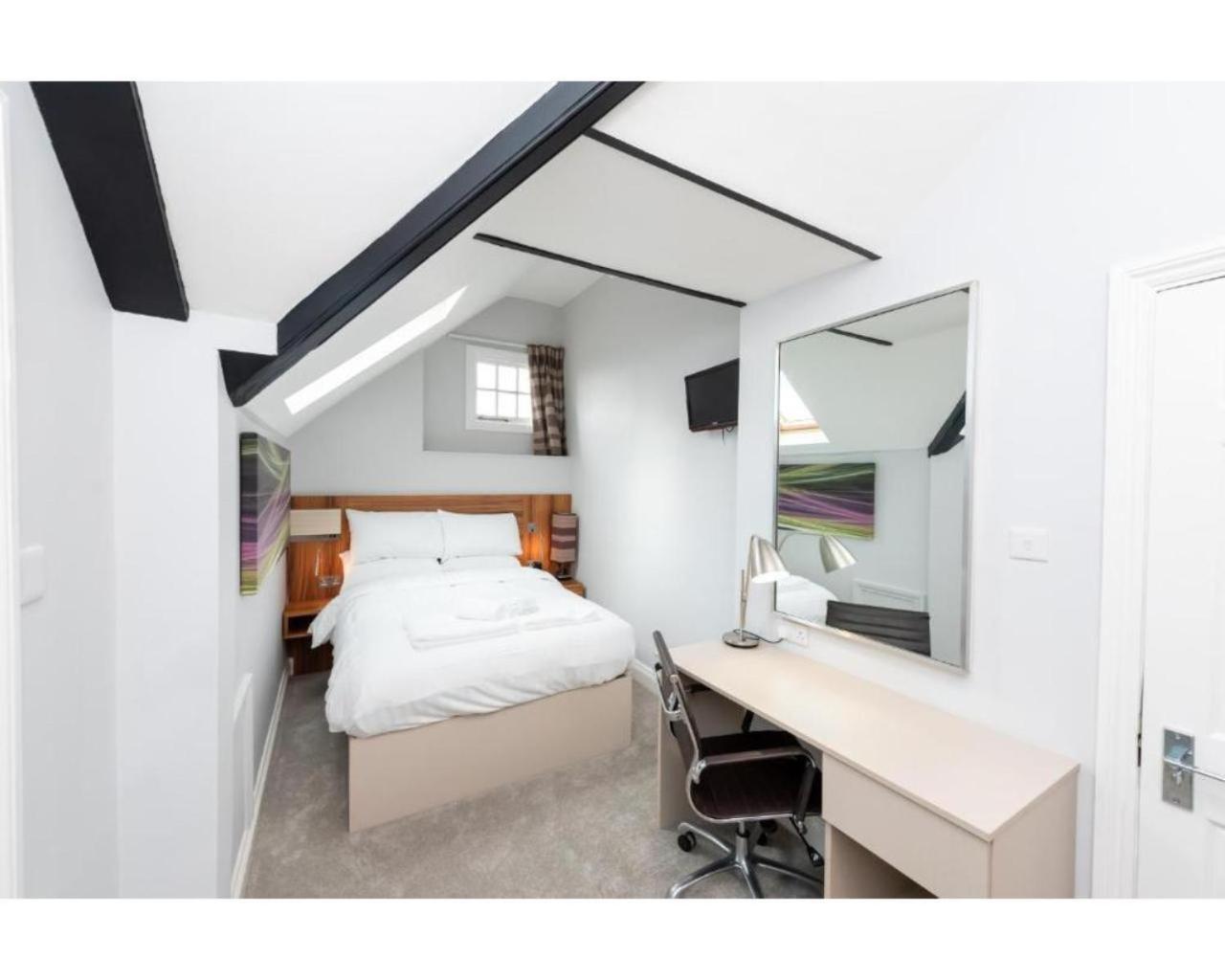 Uno Hotel Heathrow Windsor Slough Bilik gambar