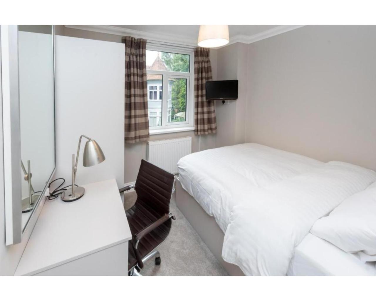 Uno Hotel Heathrow Windsor Slough Bilik gambar